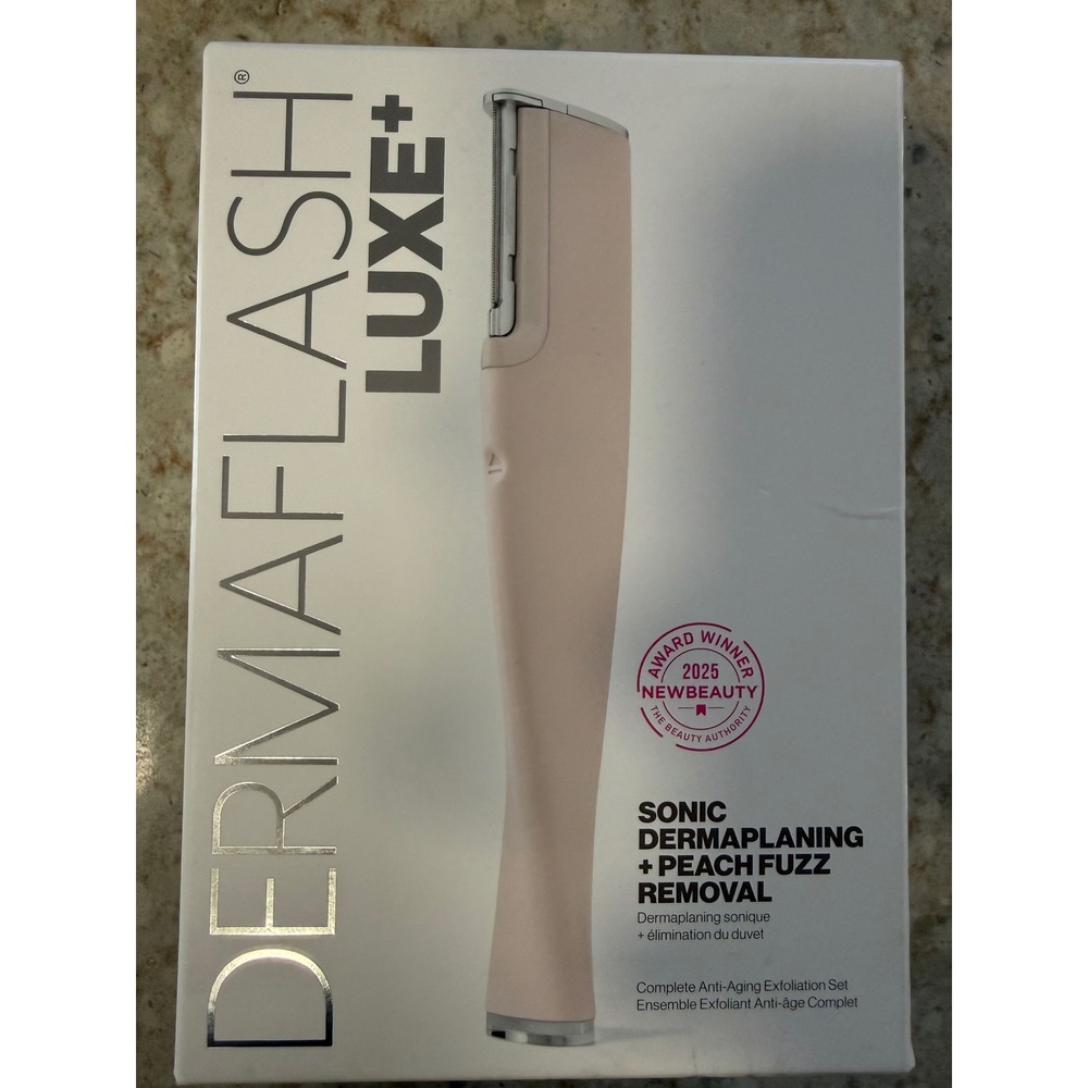 Dermaflash LUXE+ Sonic Dermaplaning Peach Fuzz Removal Set Pink DD24-RE02